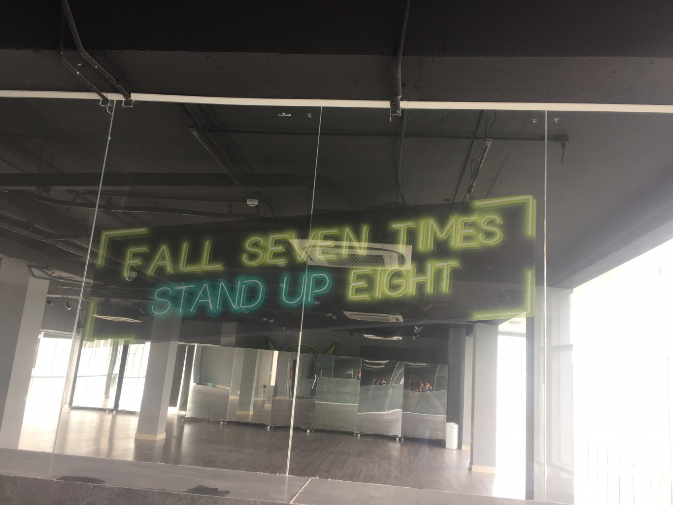 THiết Kế Bảng Hiệu Alu Phòng Tập Gym Sang Trọng Và Bắt Mắt Tại Quận 7 - Úy Tín Nhất TPCM 1 Bang hieu alu gym 1