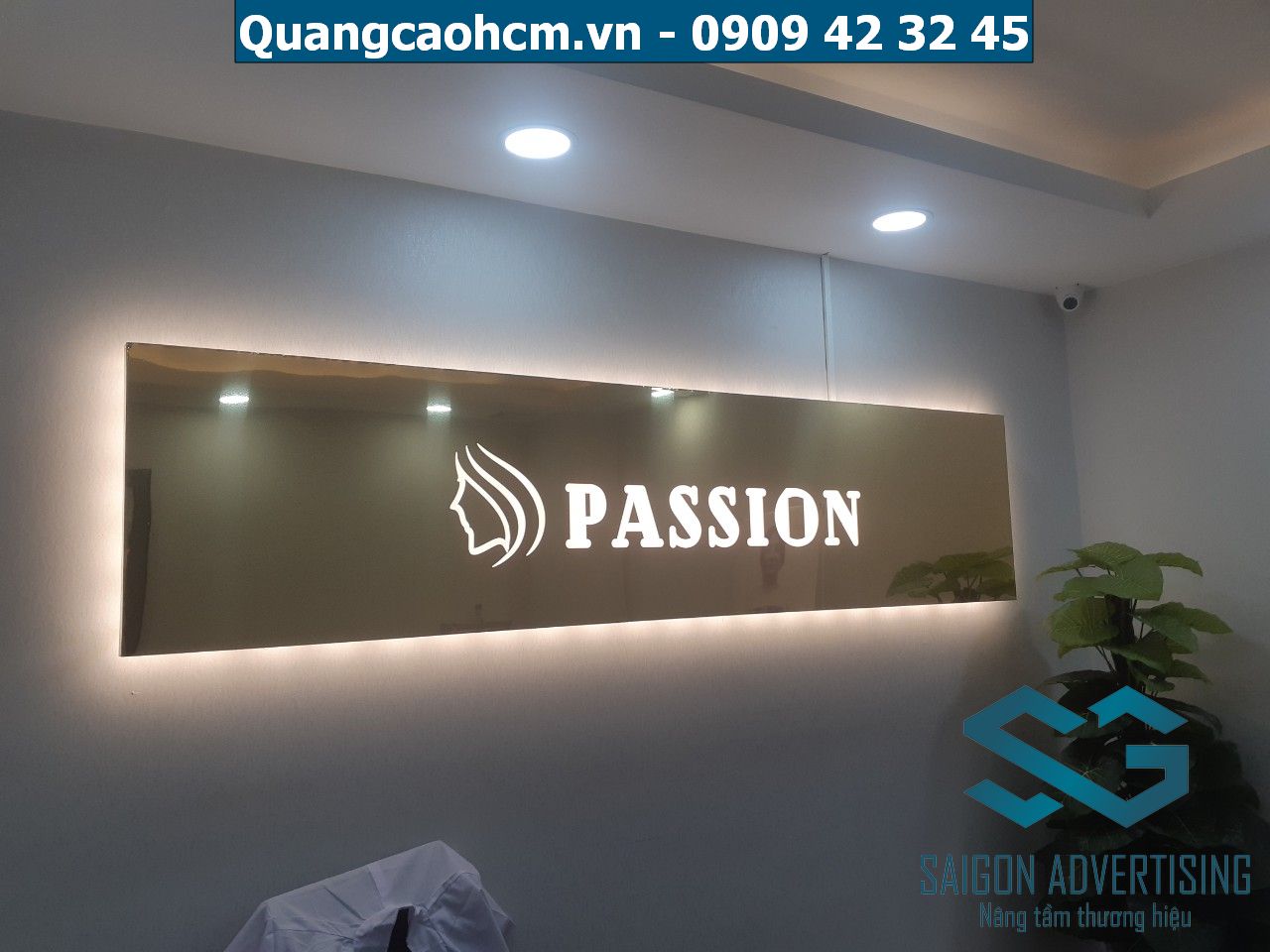 Bảng lau gương bóng đèn Led