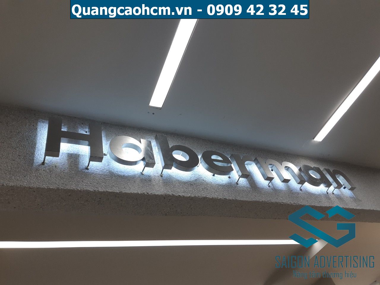 Làm bảng hiệu quận 3 giá rẻ, Thiết kế lắp đặt miễn phí 4 chu noi inox trang